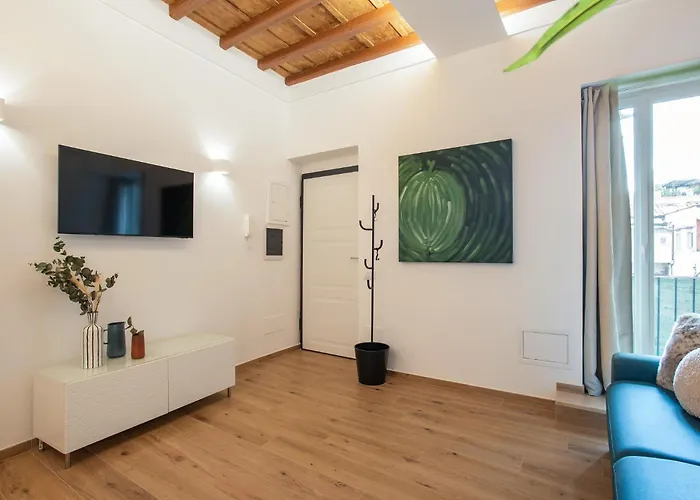 Margherita Flat *